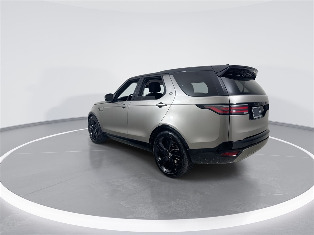 2025 Land Rover Discovery SE photo 5