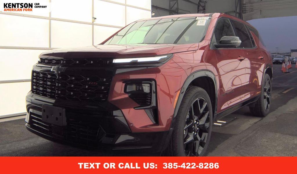 2025 Chevrolet Traverse RS's photo