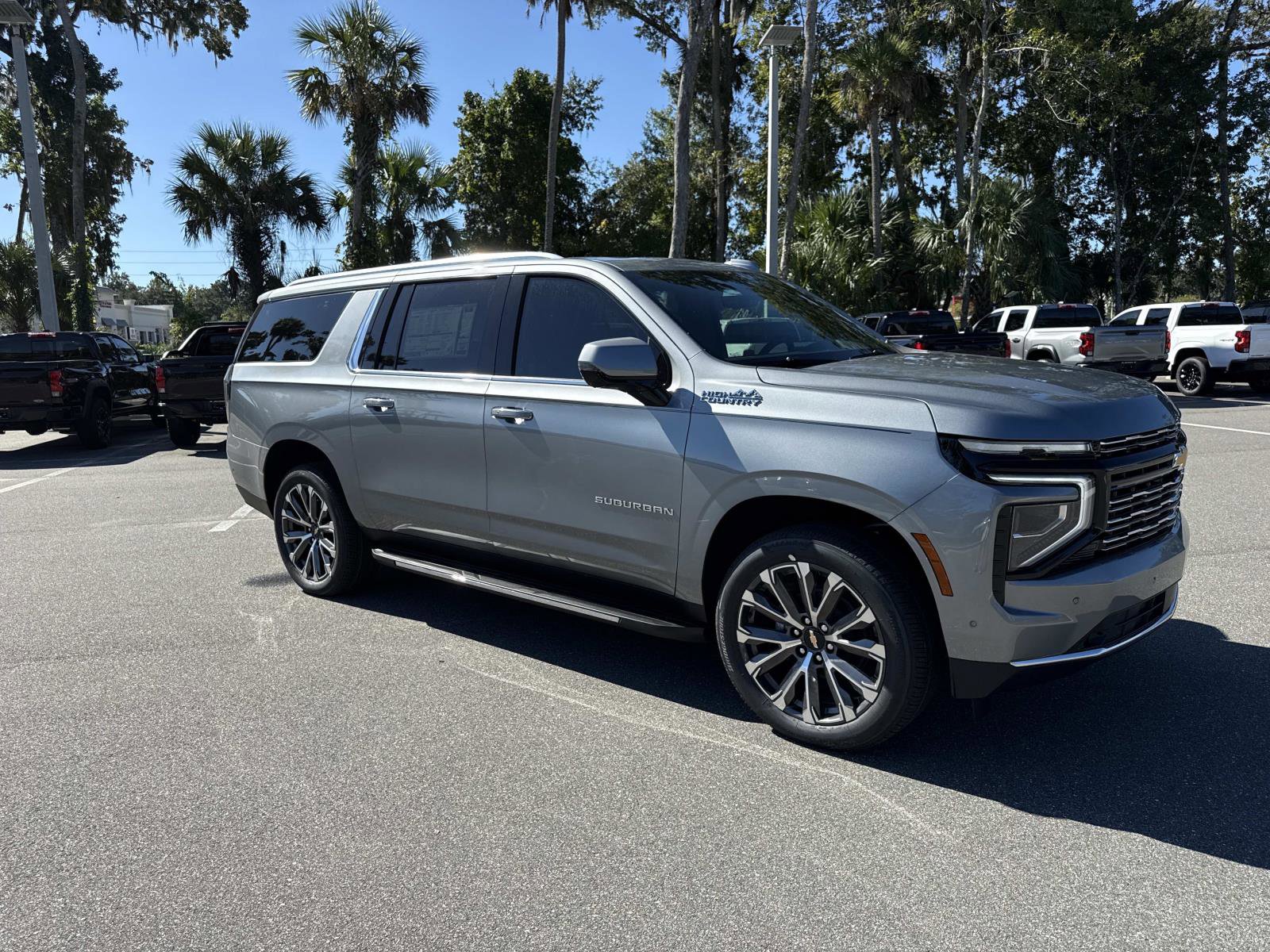 2026 Chevrolet Suburban High Country's photo