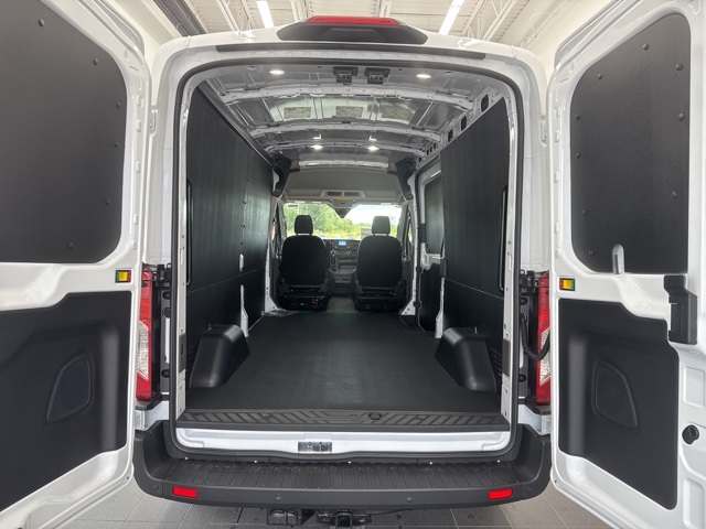 2025 Ford Transit Cargo Van photo 29