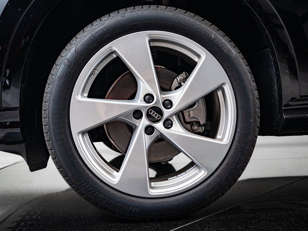 2025 Audi Q5 2.0T Premium Plus photo 13
