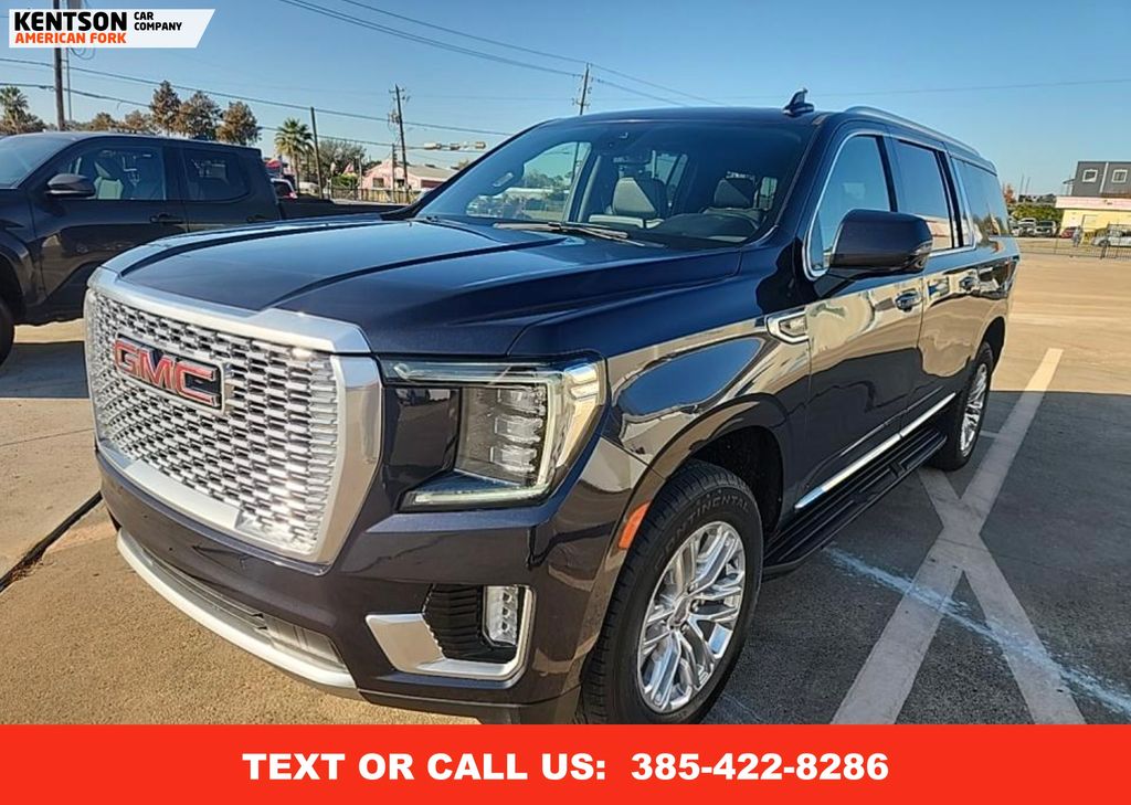 2024 GMC Yukon XL SLT's photo