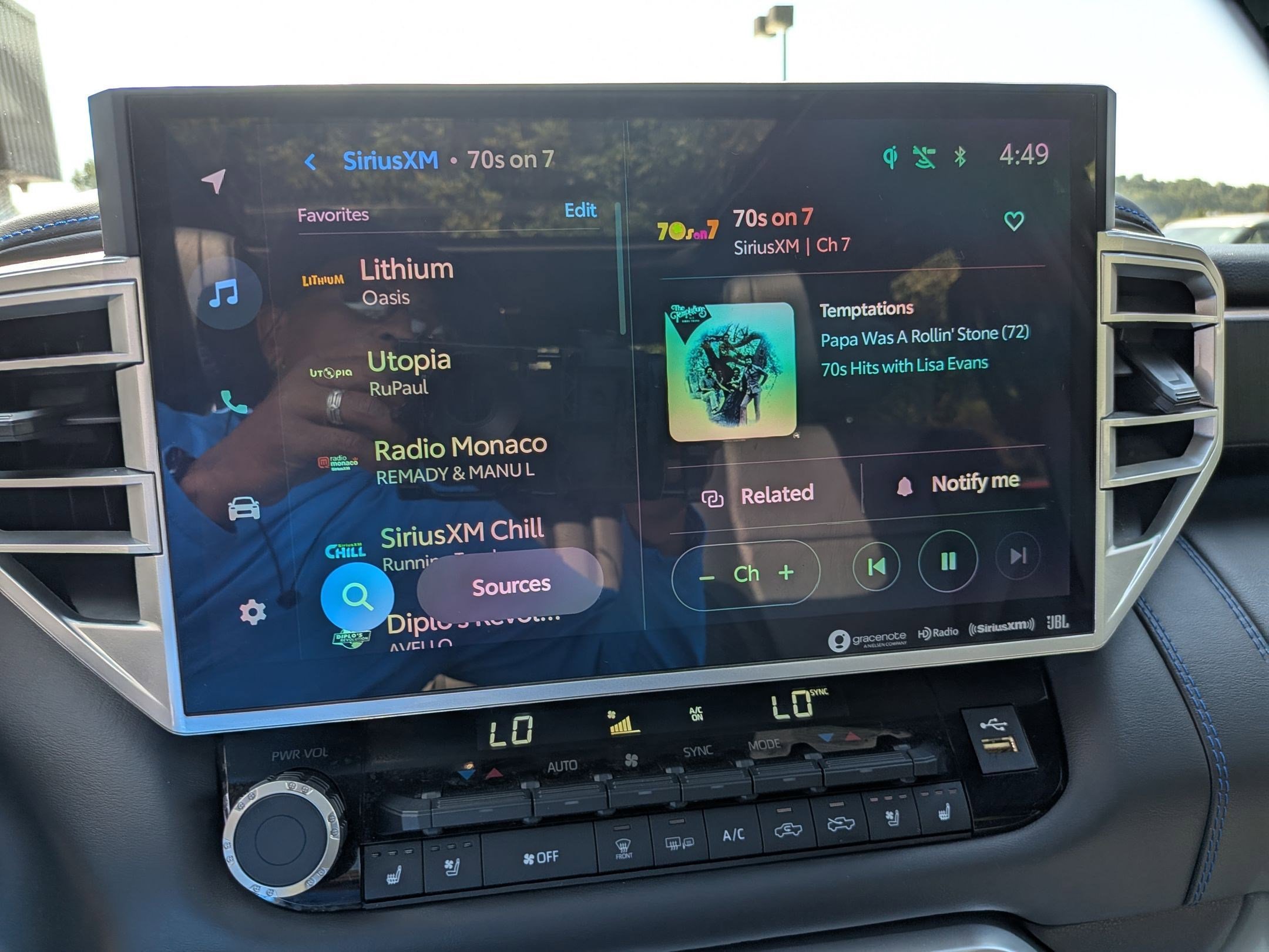 2022 Toyota Tundra Platinum photo 21