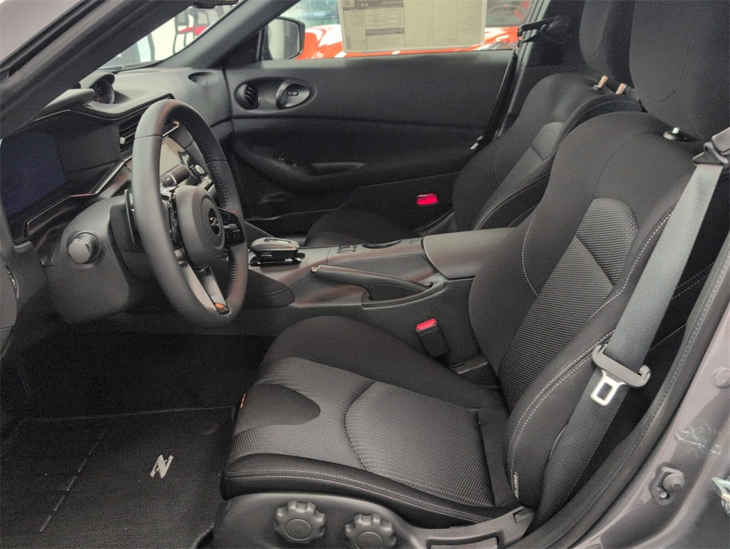 2025 Nissan Z Sport photo 7