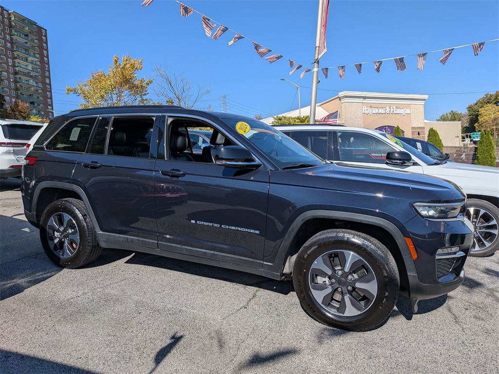 2024 Jeep Grand Cherokee Limited 4xe photo 3