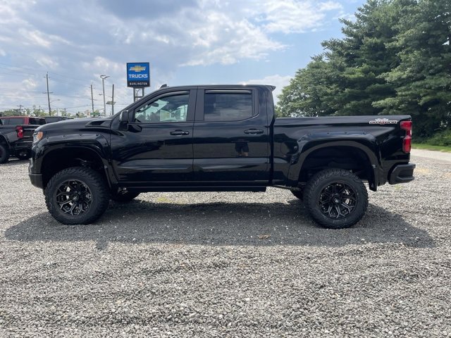 2025 Chevrolet Silverado 1500 RST photo 4