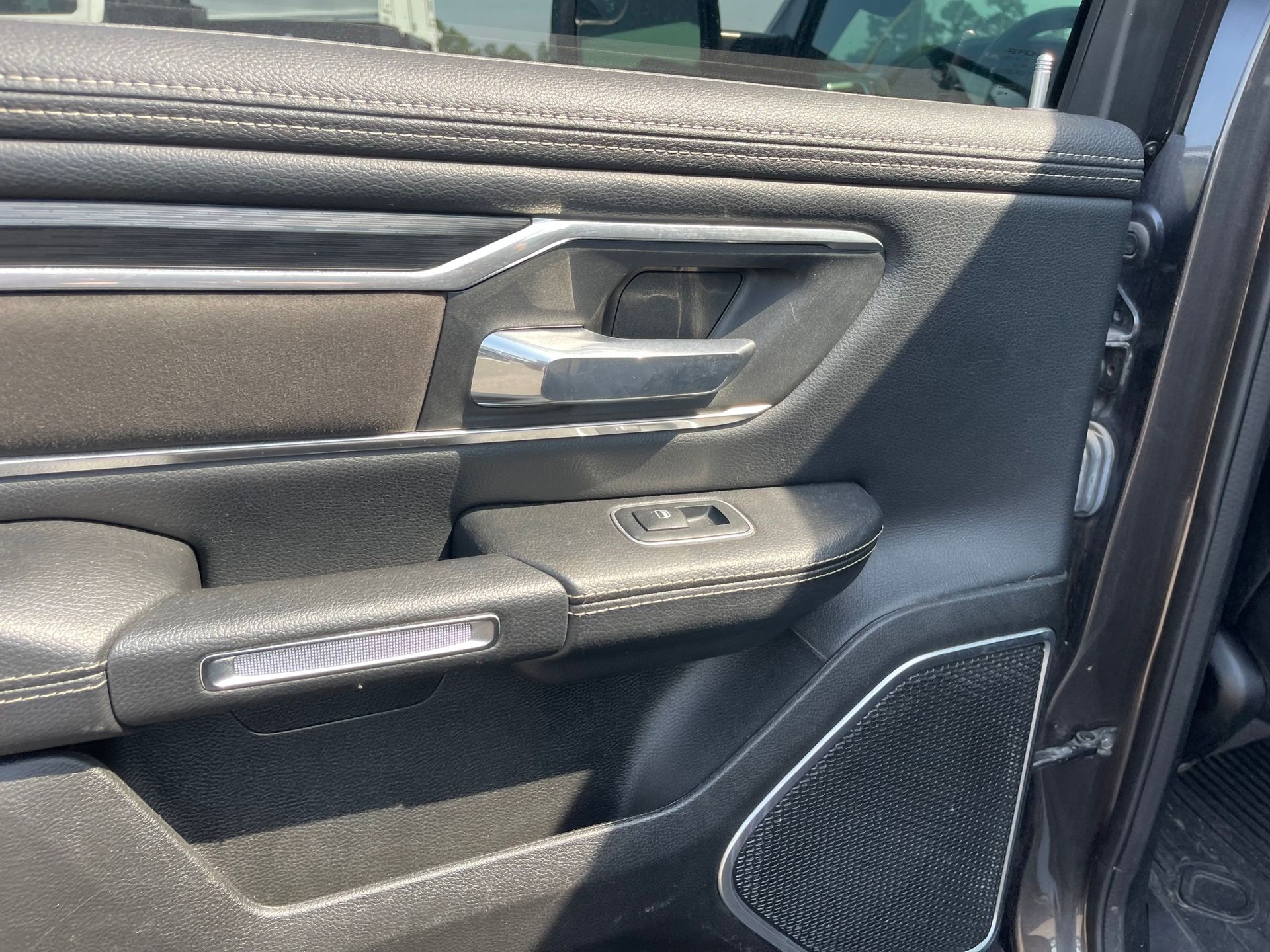 2023 Ram 1500 Laramie photo 20