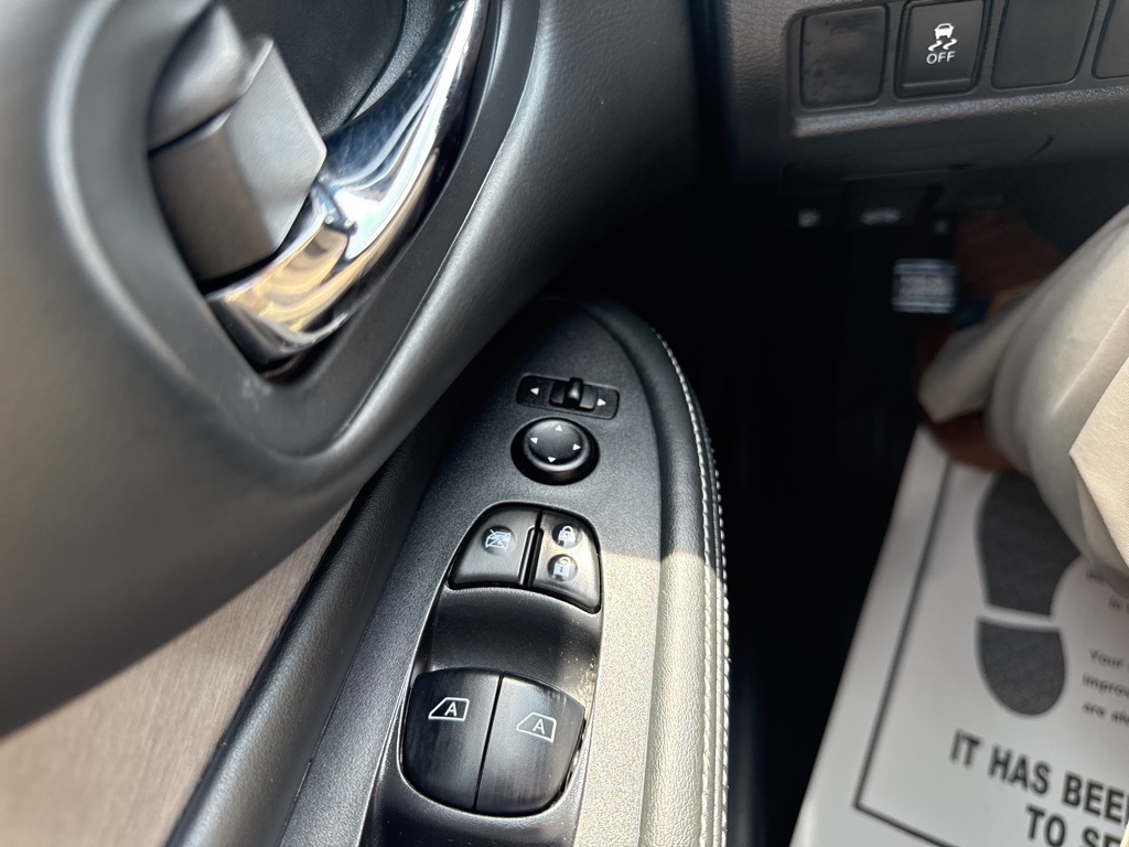 2019 Nissan Murano S photo 21