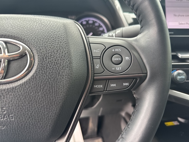 2022 Toyota Camry SE photo 23