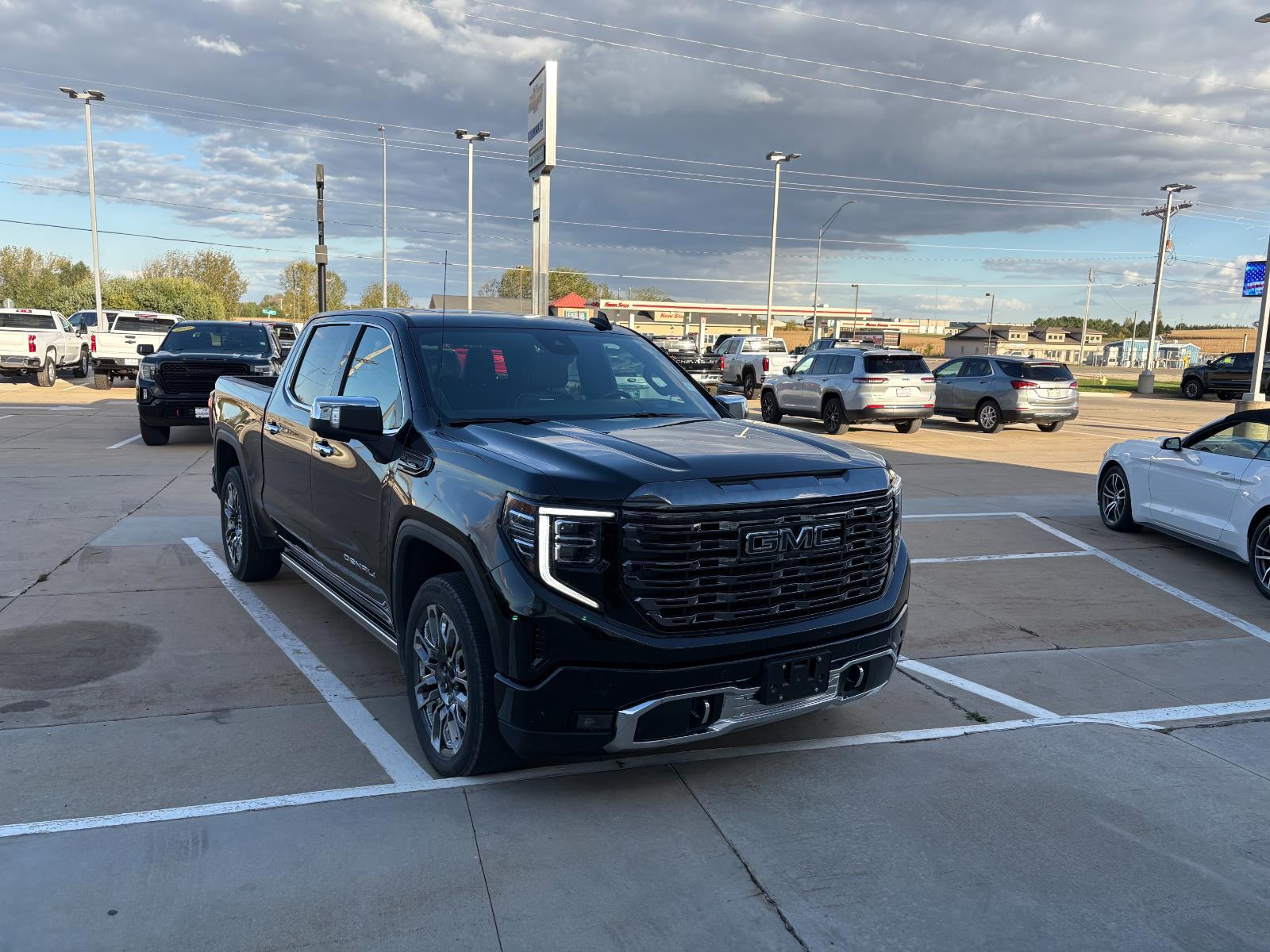 2024 Gmc Sierra 1500 Denali Ultimate photo 3