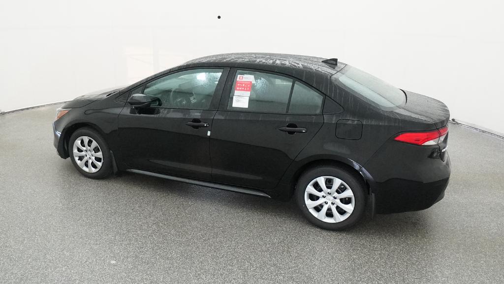2025 Toyota Corolla LE photo 11