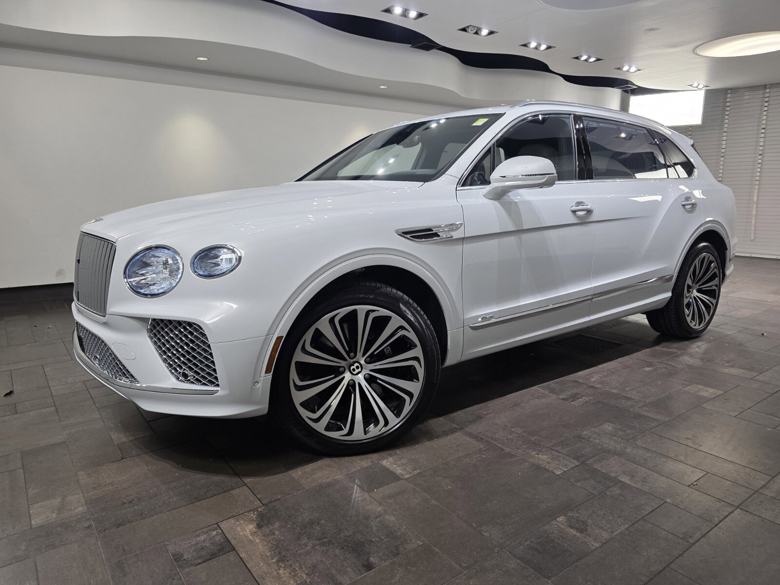 2024 Bentley Bentayga Azure's photo