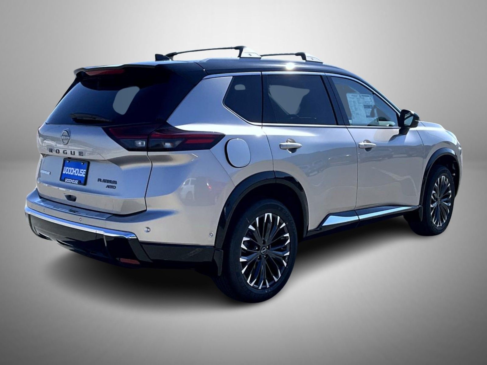 2026 Nissan Rogue Platinum photo 3