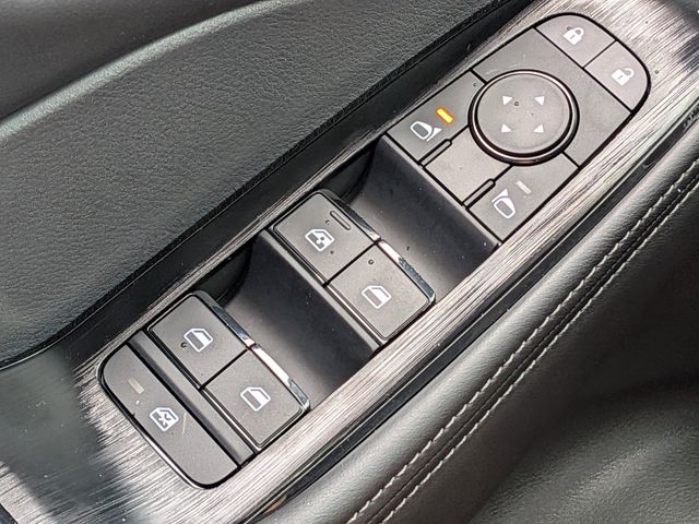 2026 Nissan Rogue SV photo 20