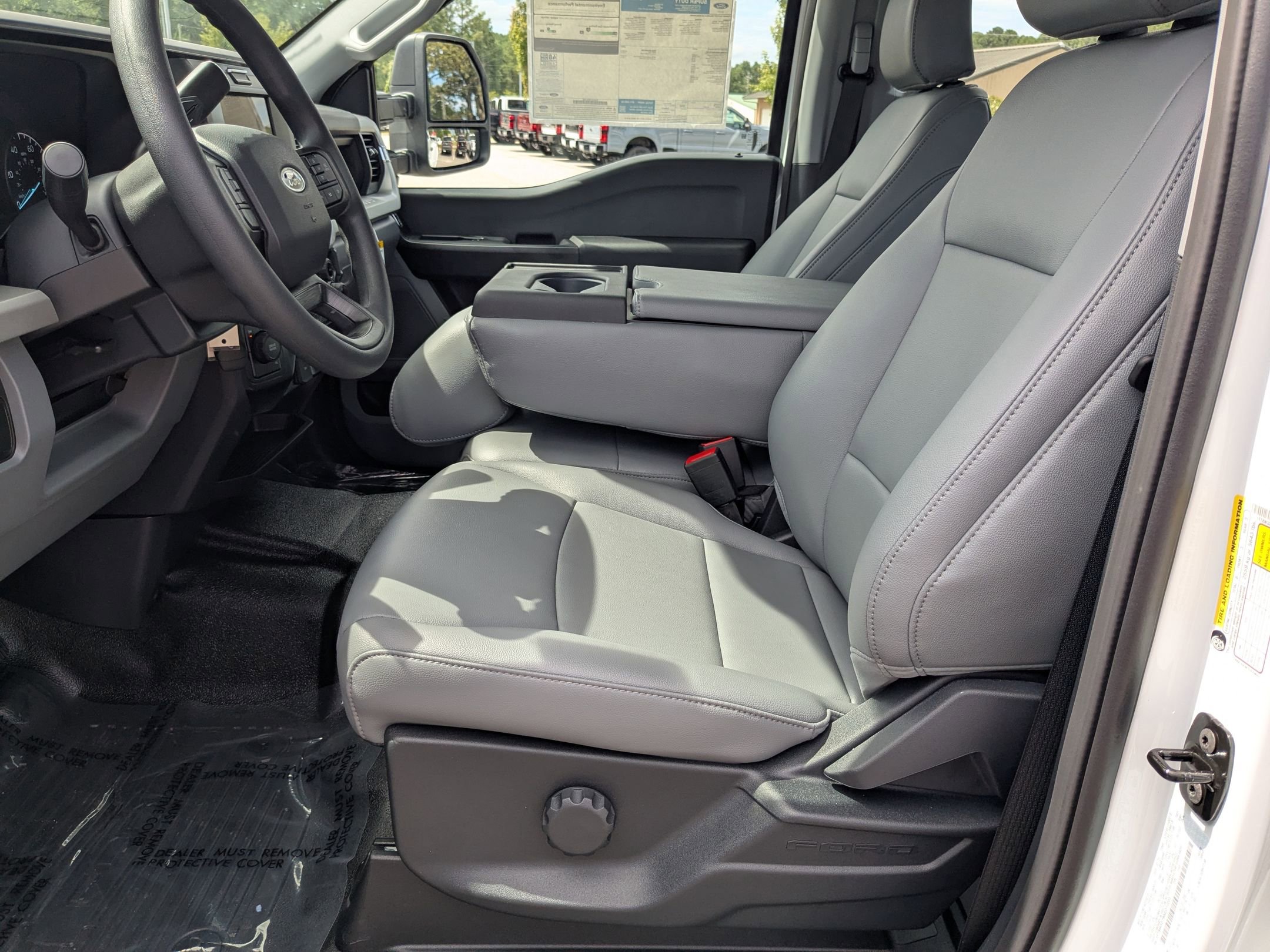 2025 Ford F-350 XL photo 14