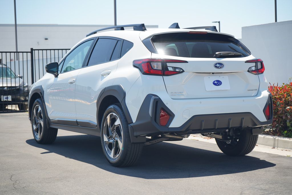 2025 Subaru Crosstrek Limited photo 2