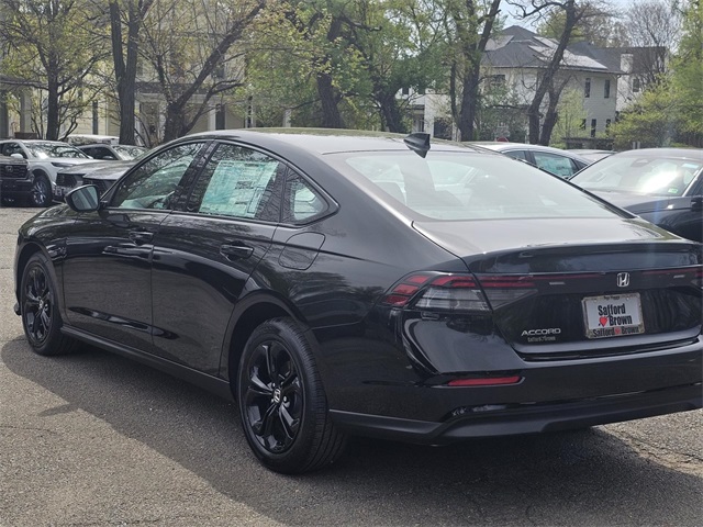 2025 Honda Accord SE photo 4