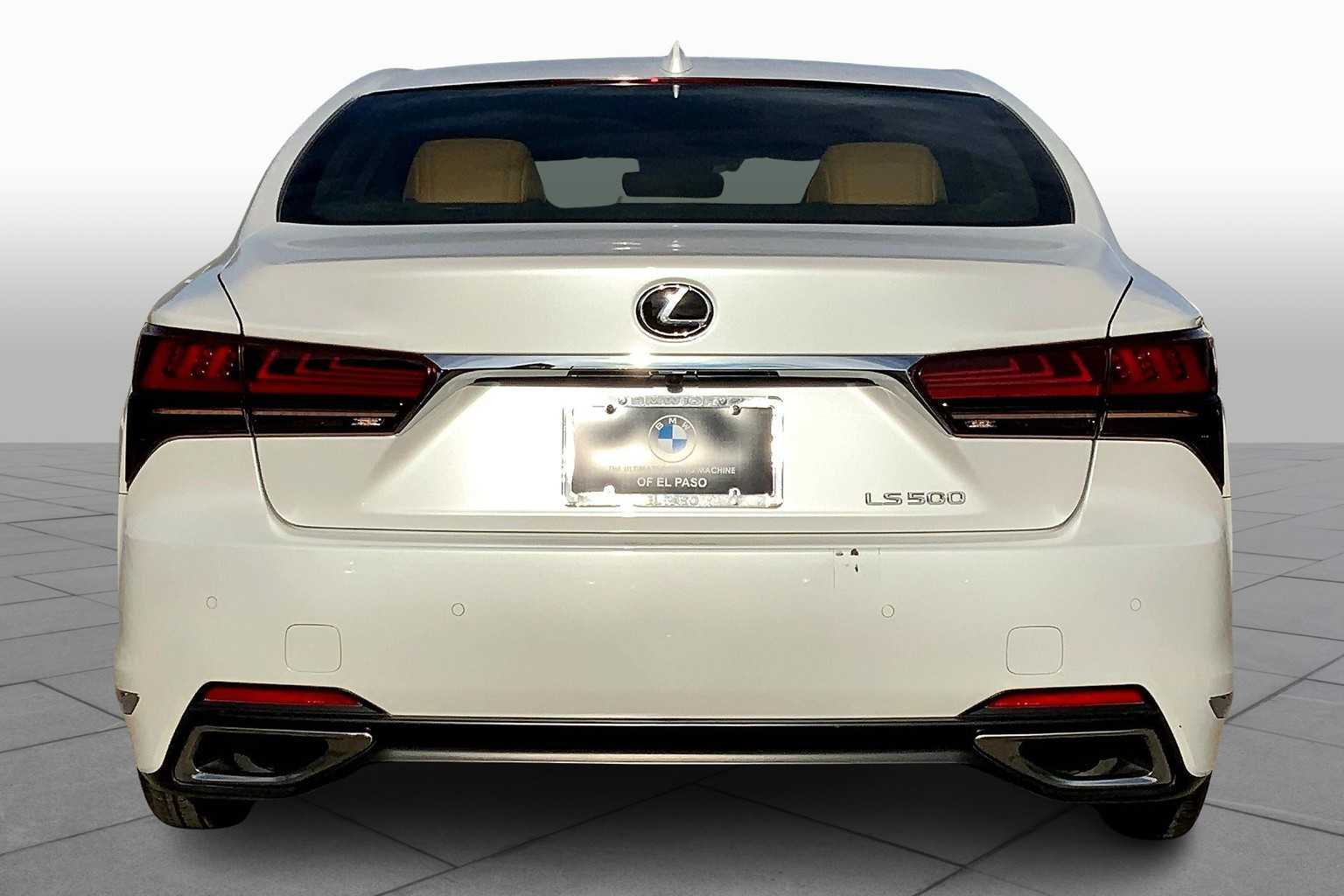 2022 Lexus LS 500 photo 4