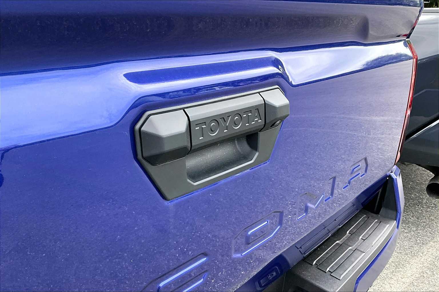 2025 Toyota Tacoma TRD Off-Road 4x4 Double Cab photo 15