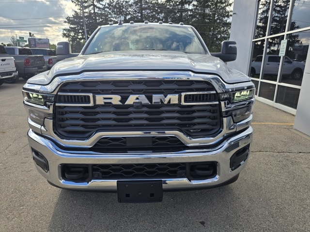 2026 Ram 2500 Tradesman photo 3