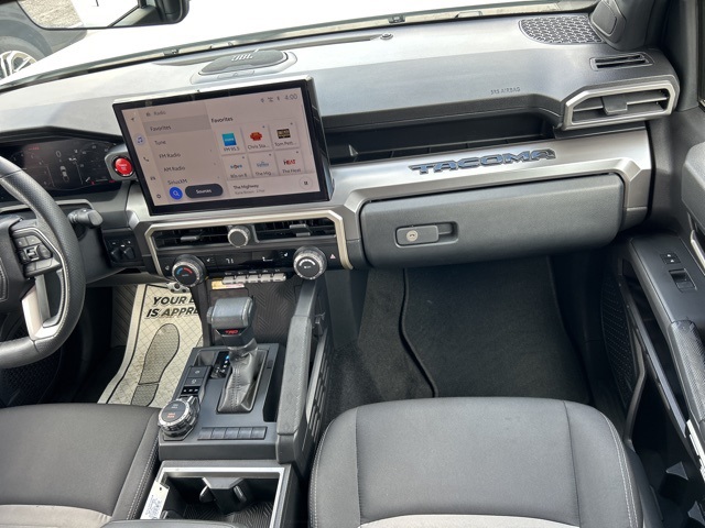 2024 Toyota Tacoma TRD Sport photo 31