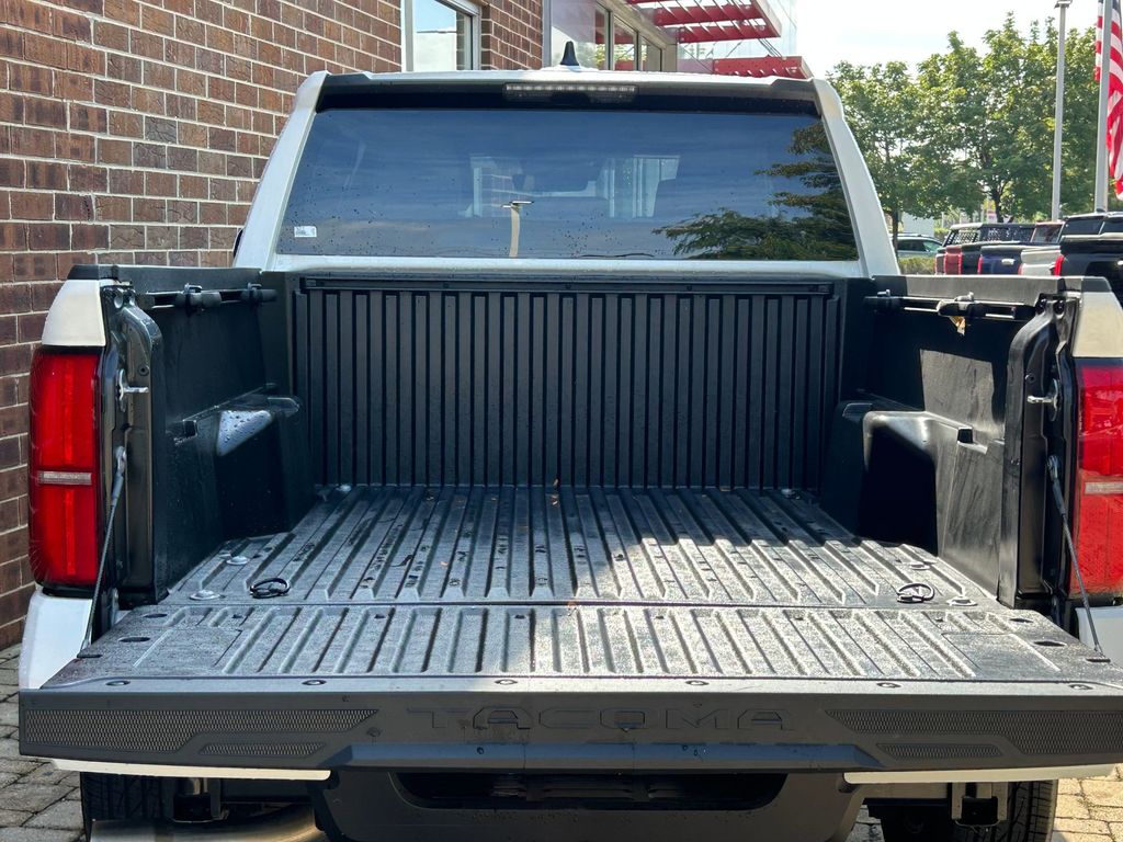 2024 Toyota Tacoma SR5 photo 21