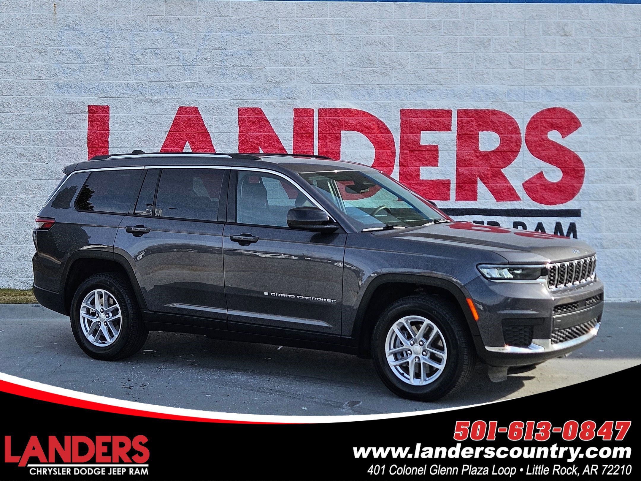 2023 Jeep Grand Cherokee L Laredo's photo