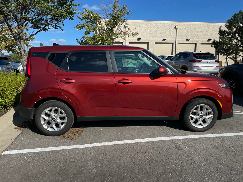 2021 Kia Soul S photo 4
