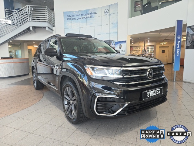 2021 Volkswagen Atlas SE w/Tech R-Line's photo