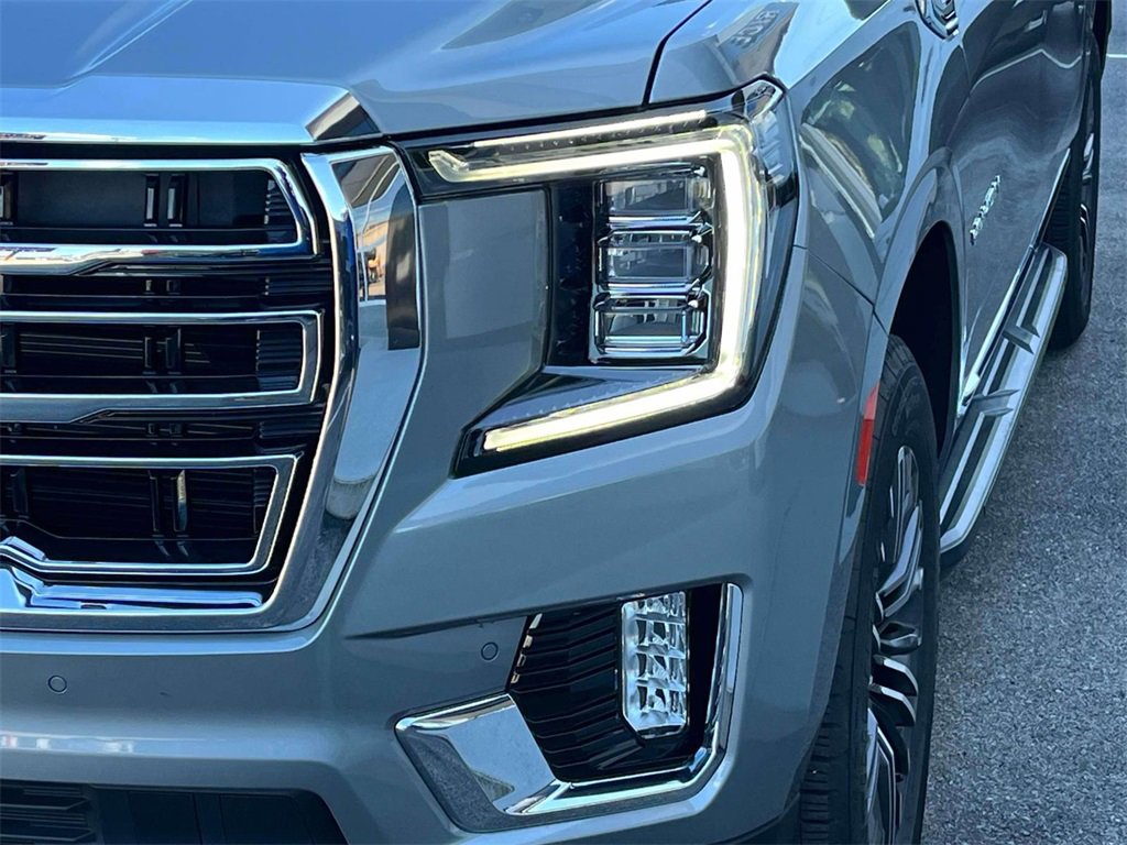 2024 Gmc Yukon XL SLT photo 9