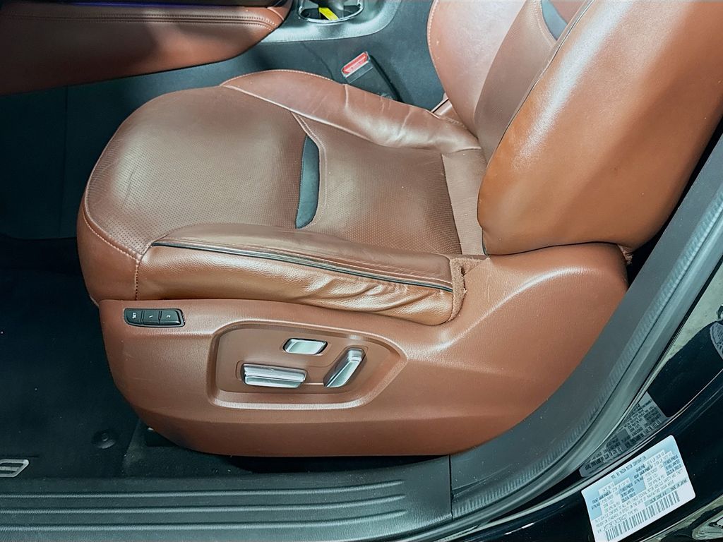 2019 Mazda CX-9 Signature photo 17