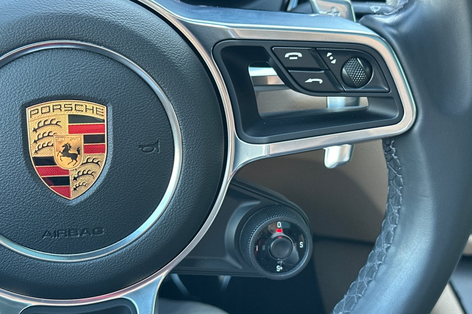 2019 Porsche Macan S photo 30