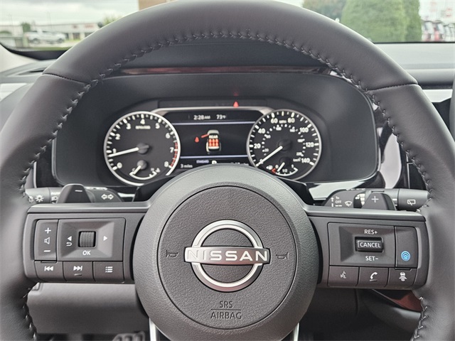 2025 Nissan Pathfinder SV photo 19