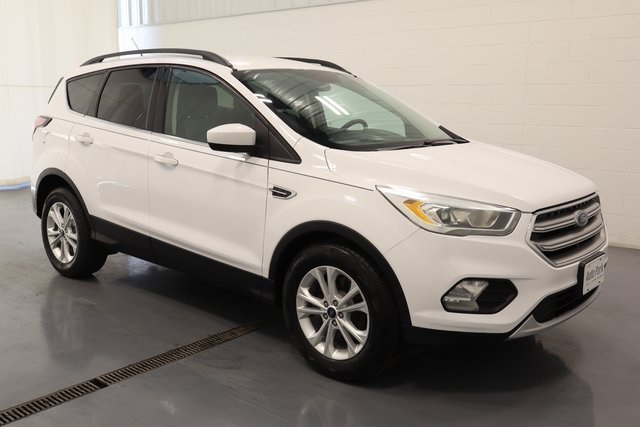 2017 Ford Escape SE photo 2