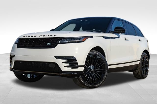 2026 Land Rover Range Rover Velar Dynamic SE