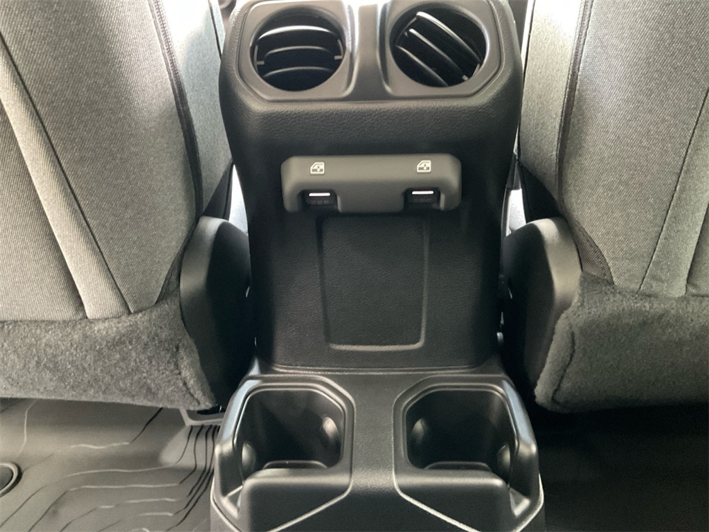 2025 Jeep Gladiator Sport S photo 23