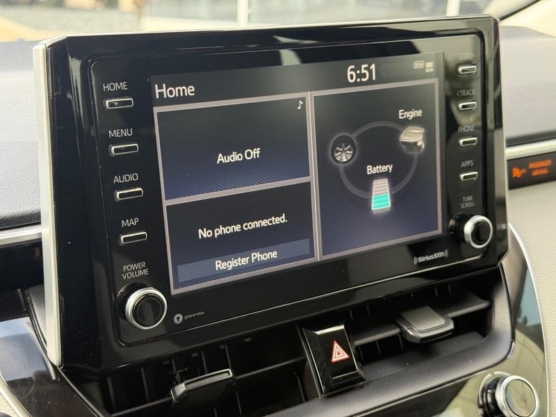 2021 Toyota Corolla Hybrid LE photo 21