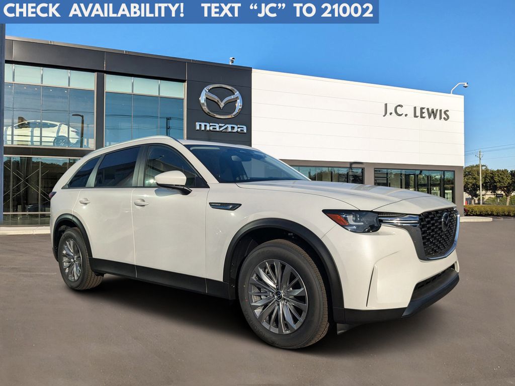 2026 Mazda CX-90 Select Package's photo
