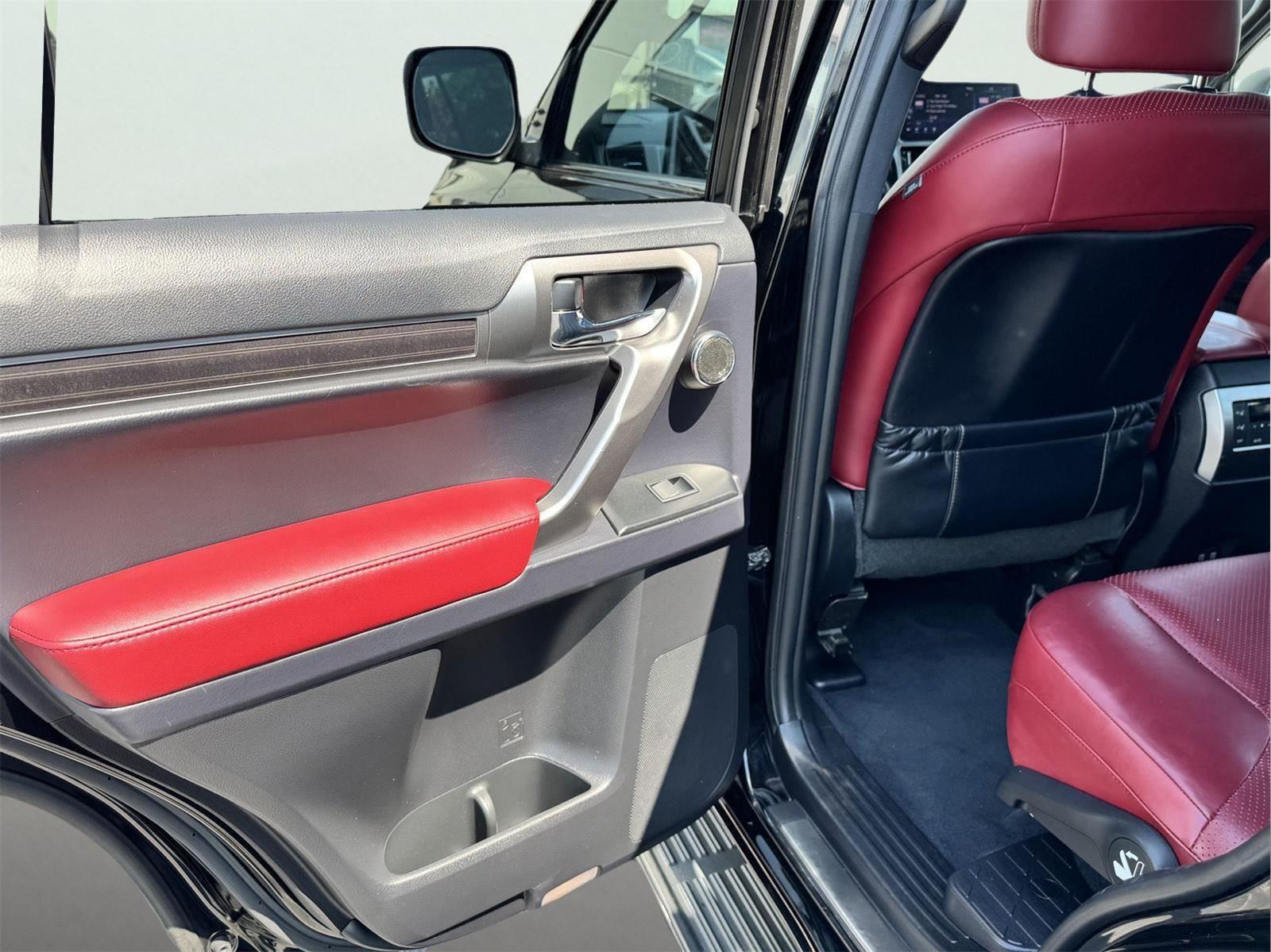 2022 Lexus GX 460 Luxury photo 26