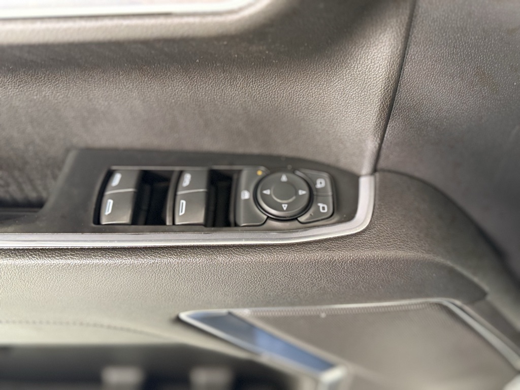 2023 Chevrolet Silverado 1500 RST photo 6