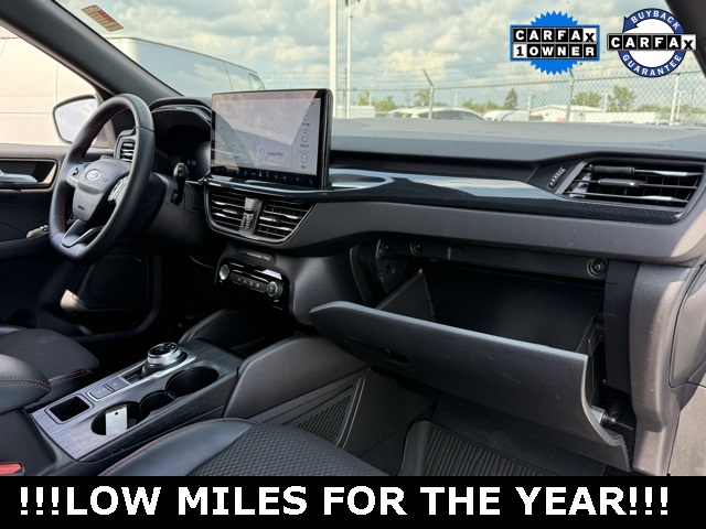 2023 Ford Escape ST-Line Select photo 11
