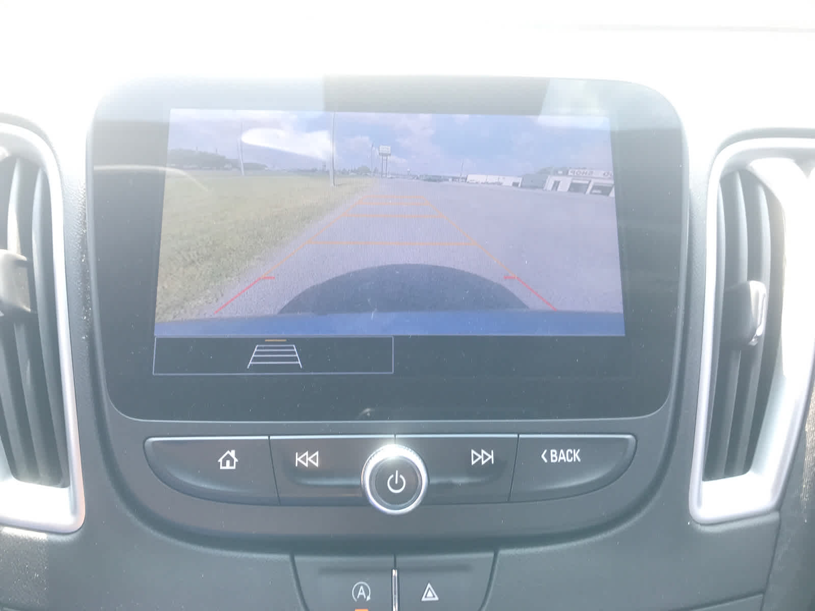 2024 Chevrolet Malibu 1LT photo 8