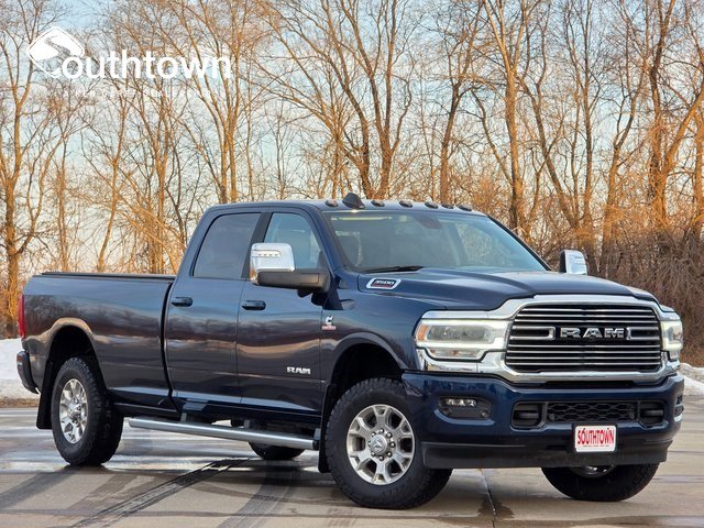 2024 RAM Ram 3500 Pickup Laramie's photo