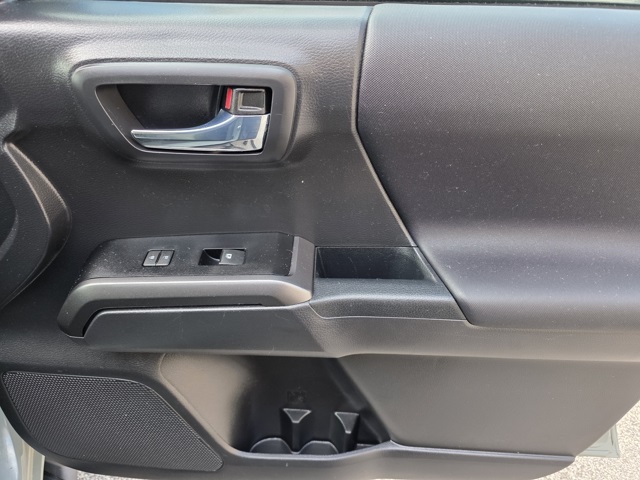 2023 Toyota Tacoma TRD Sport photo 12