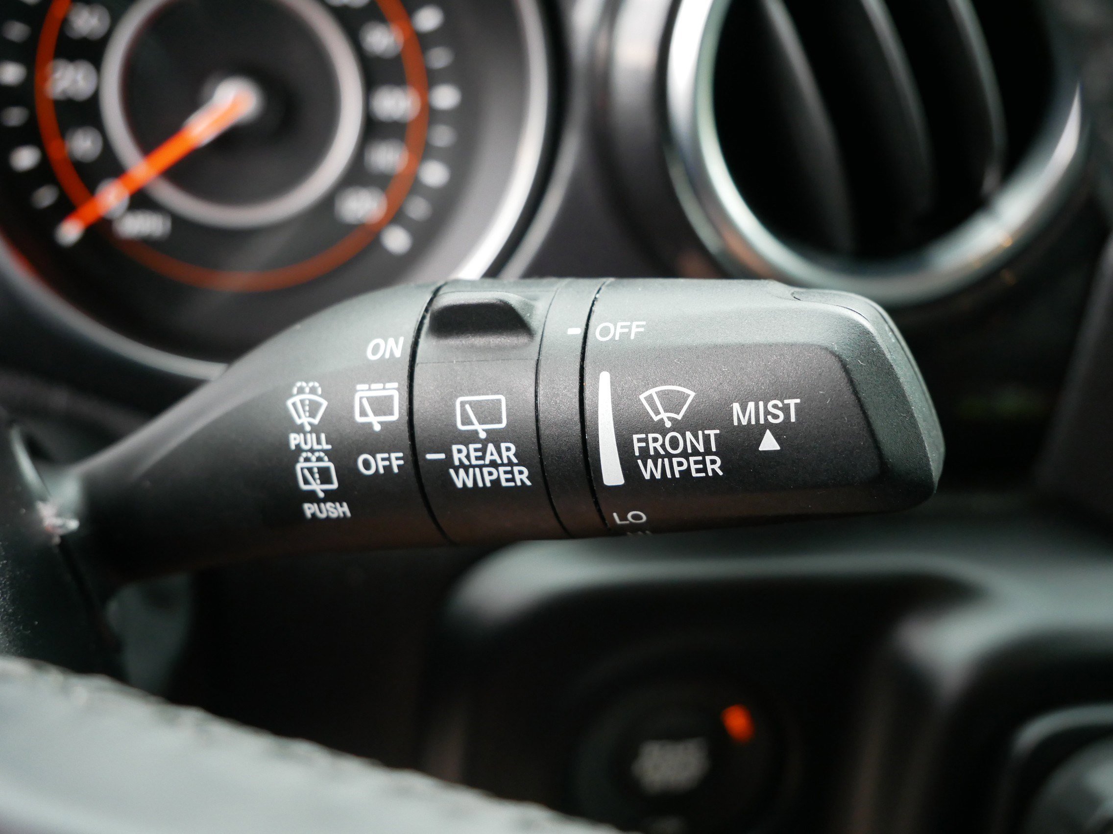 2020 Jeep Wrangler Unlimited Sahara Altitude photo 22