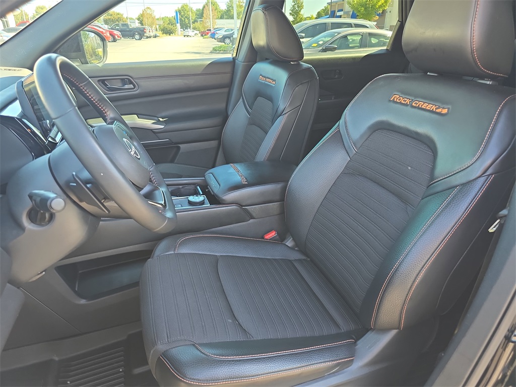 2024 Nissan Pathfinder Rock Creek photo 14