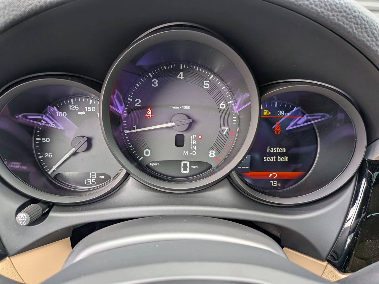 2026 Porsche Macan T photo 15