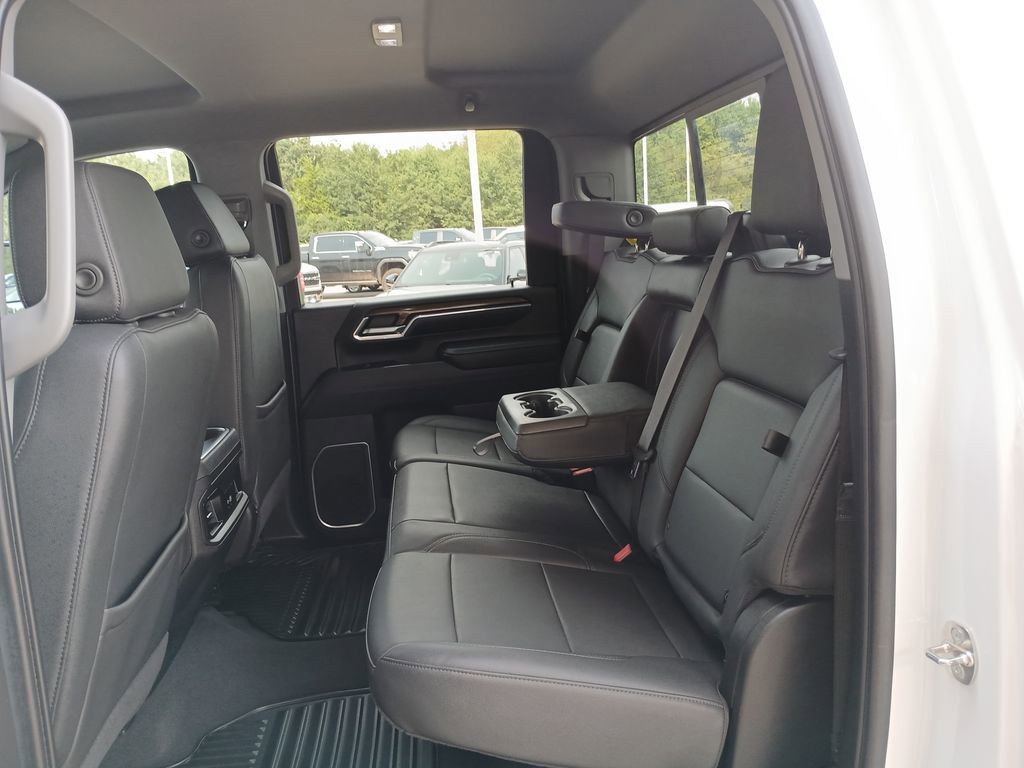 2024 Chevrolet Silverado 2500HD LT photo 23
