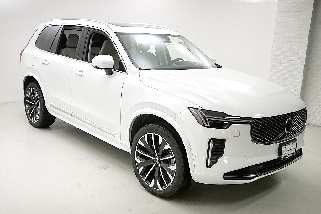 2026 VOLVO XC90 - Image 3