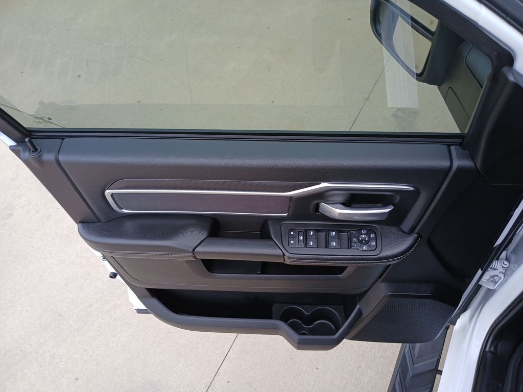 2025 Ram 2500 Big Horn photo 20